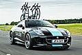 Edles Servicefahrzeug mit 550 PS: Jaguar F-Type für die Tour de France. Foto: JLR/dpp-Autoreporter